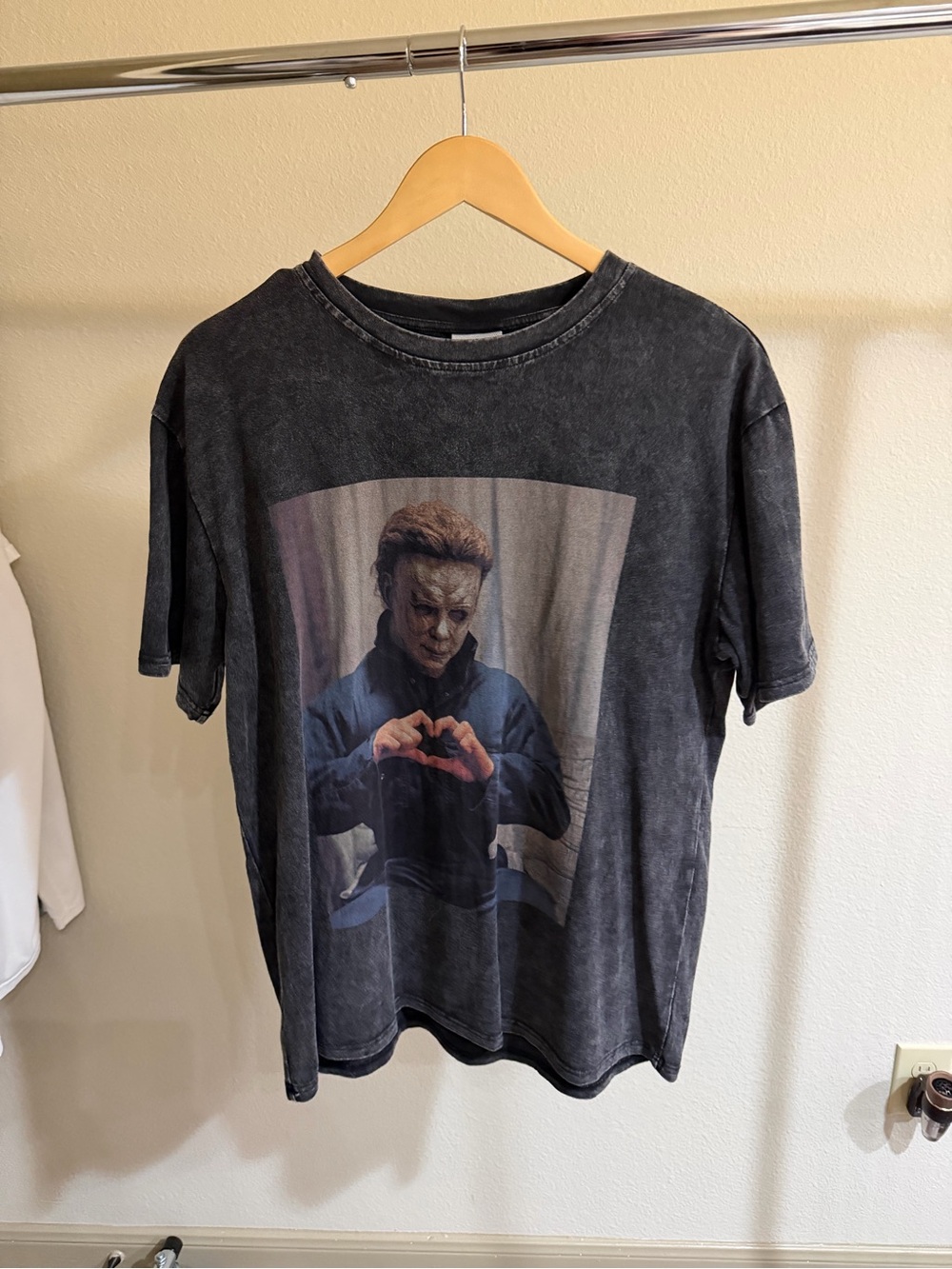 Comfort Colors Michael Myers Loves You Halloween Tee Black Size L